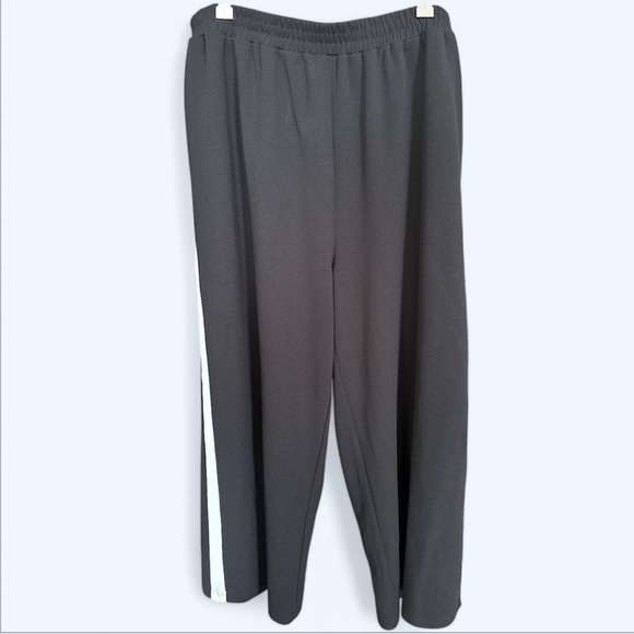 Plus Size Eloquii Wide Leg Black Pants with White Stripe - Picture 1 of 5